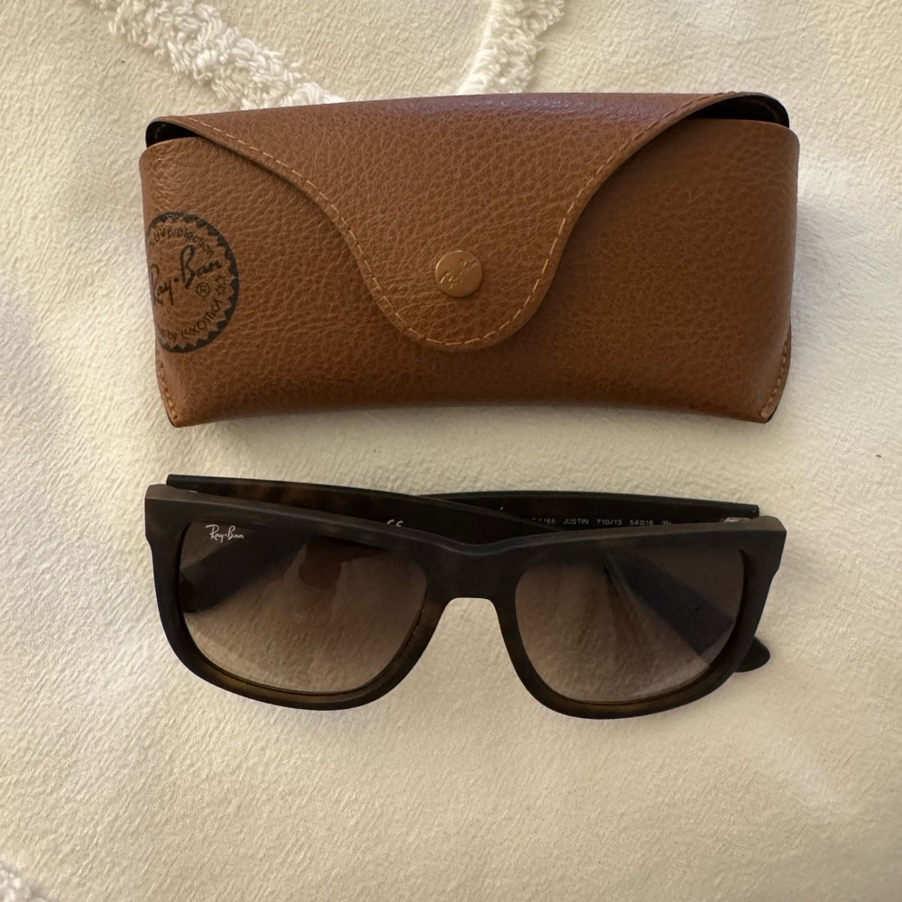 Ray-Ban Justin Tortoise Shell Sunglasses